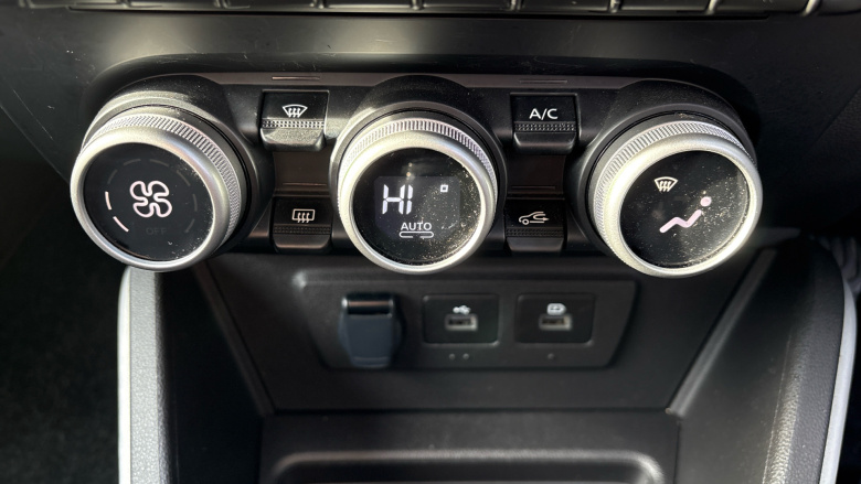 Dacia Duster 1.0 TCe 90 Journey 5dr Petrol Estate